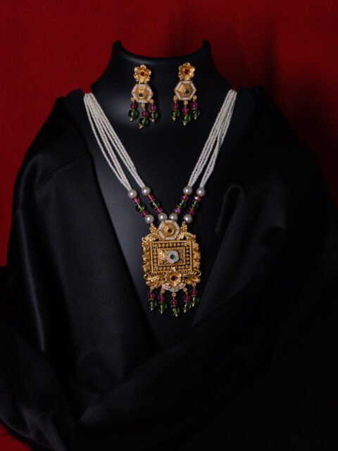 18 carat gold plated real jacobeads long necklace set