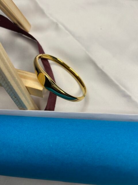 18K Gold Plated Stainless Steel Nati Tarnishfree Waterproof Openable Cuff Bracelet