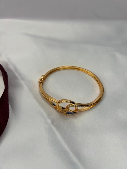 BRACELET 22